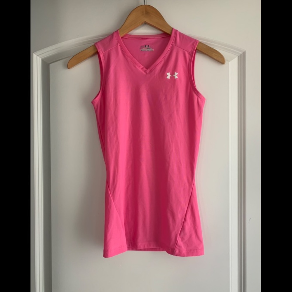 UNDER ARMOUR HEAT GEAR TANK SIZE SMALL